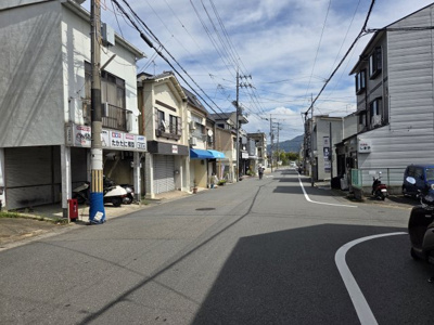 【周辺】 | 山科区西野八幡田町　中古店舗・事務所付き住宅 | 南側道路