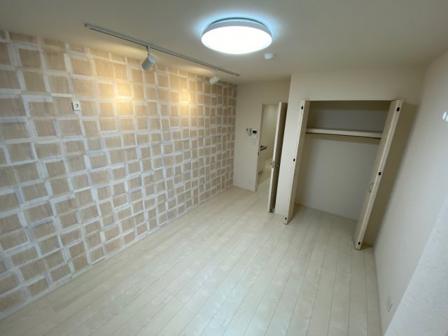神戸市灘区大石南町１丁目のアパートの居間・リビング