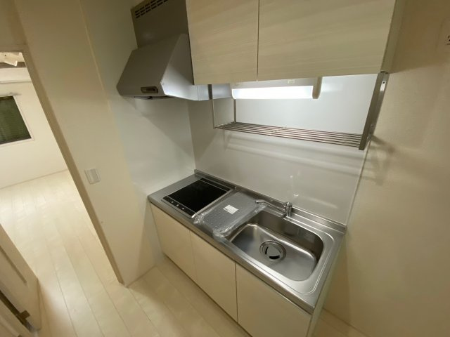 神戸市灘区大石南町１丁目のアパートのキッチン