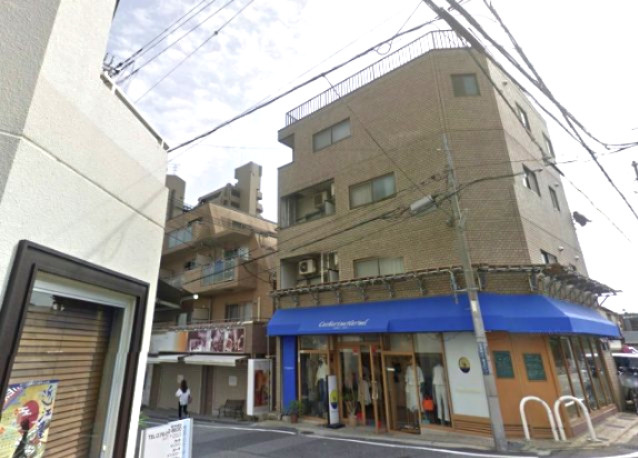 神戸市灘区日尾町３丁目の賃貸マンションの外観