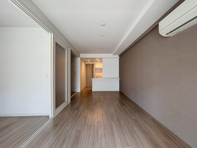 神戸市中央区元町通４丁目の賃貸マンションの居間・リビング