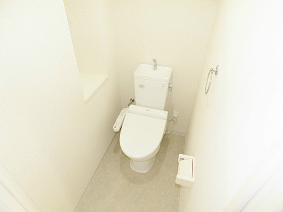 神戸市東灘区深江南町１丁目の賃貸マンションのトイレ
