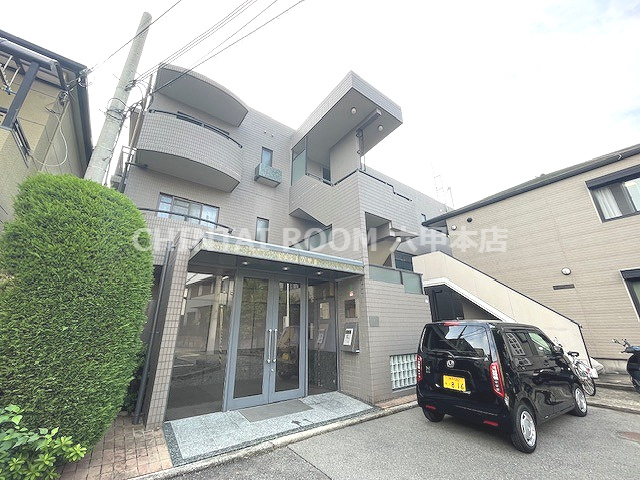 神戸市灘区篠原南町５丁目の賃貸マンションのエントランス