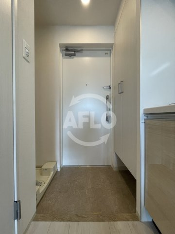 フォーリアライズ福島WESTの玄関|フォーリアライズ福島WEST　玄関