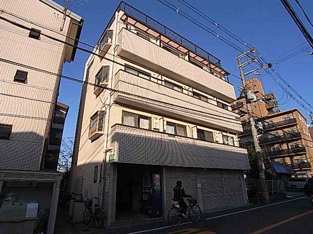 池田マンションのエントランス
