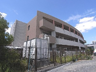 ロイヤルコート香里園の外観