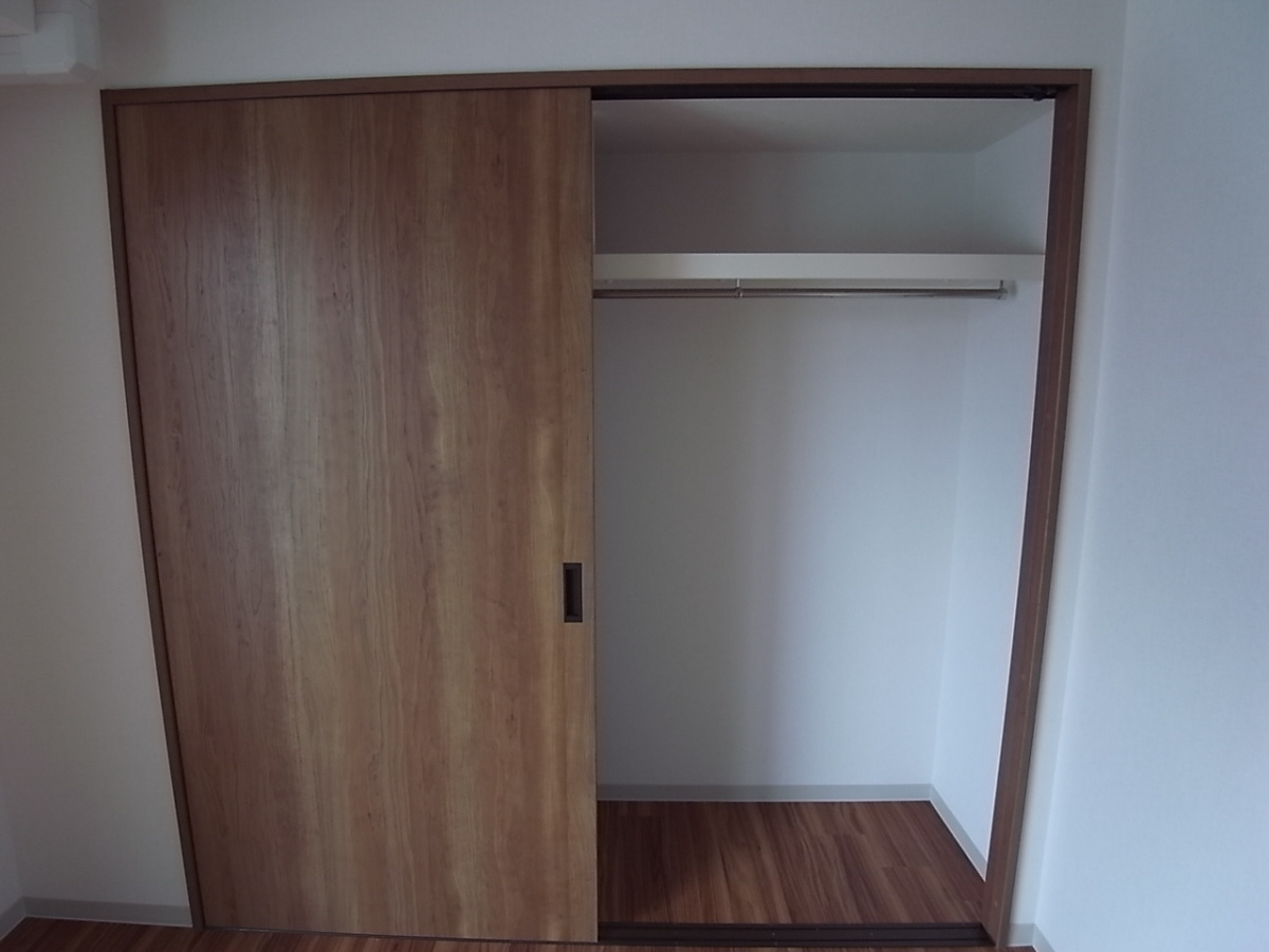 セレコート寝屋川本町の収納