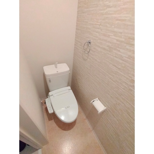 セレニティ池田A棟のトイレ