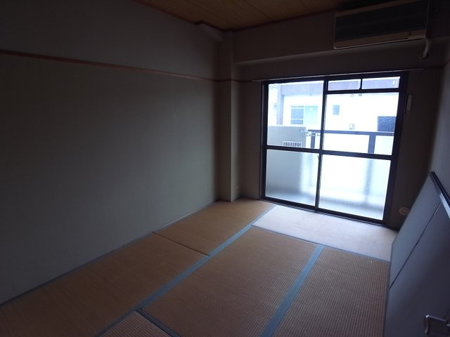 第3八幸マンションの和室