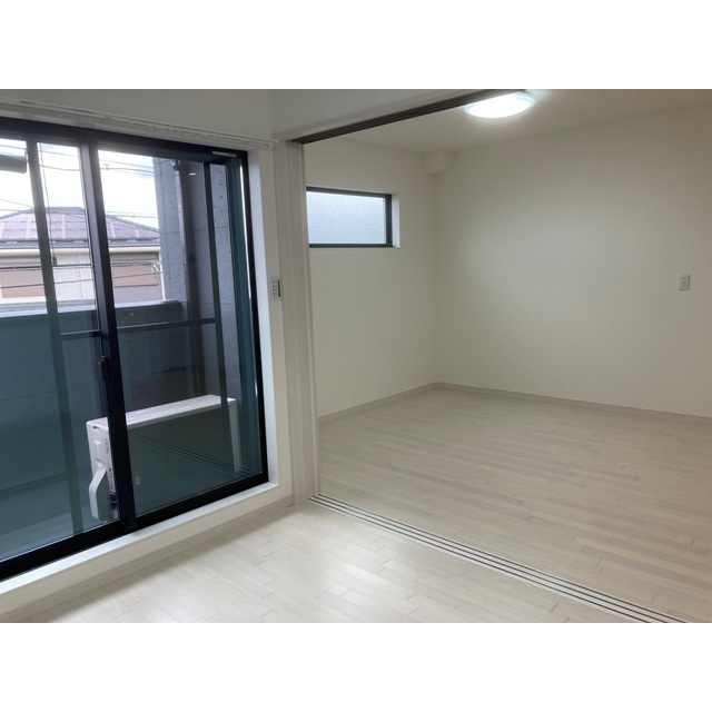 ALLIER PARK下木田の洋室