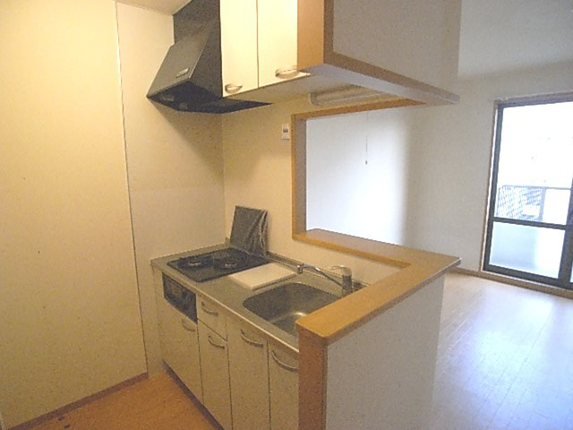 コンフォールヴィル木田元宮のキッチン