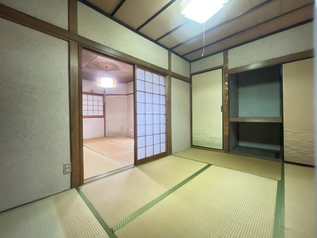 寝屋川市萱島桜園町の店舗の和室
