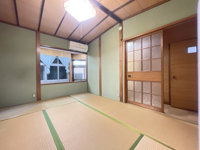 寝屋川市萱島桜園町の店舗の和室