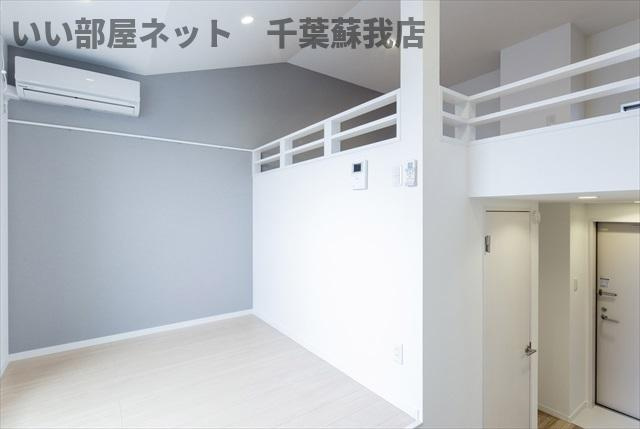 Oak 蘇我（オーク ソガ）の洋室