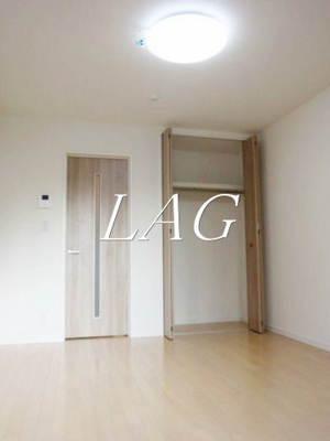 【居間・リビング】 | キャメル谷塚Ⅲ | 洋室のお部屋です。