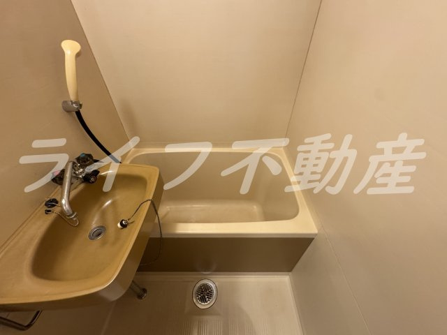 TAIHOメゾン大今里の浴室|コンパクトで使いやすいお風呂です