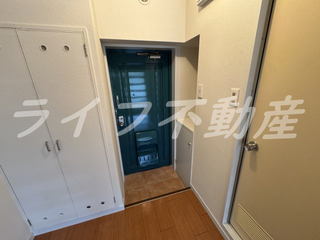 TAIHOメゾン大今里の玄関|落ち着いた玄関です