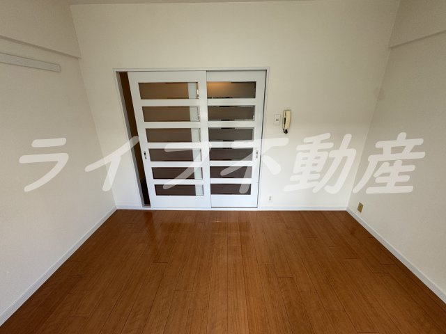 TAIHOメゾン大今里の内装|明るい室内です
