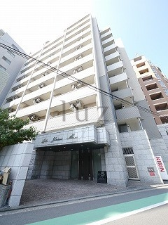 ガーラ横濱南の外観