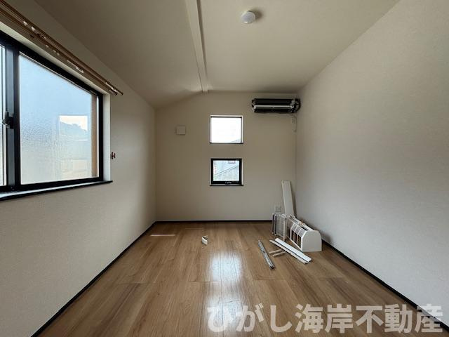 鎌倉市笛田5丁目　中古戸建の寝室|洋室