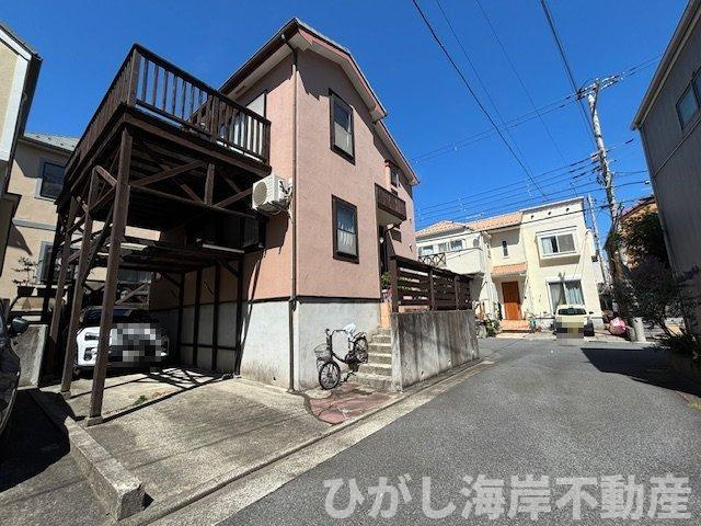 茅ヶ崎市浜須賀　中古戸建の前面道路含む現地写真