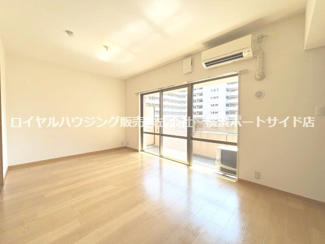 ※同タイプの室内画像になります。
