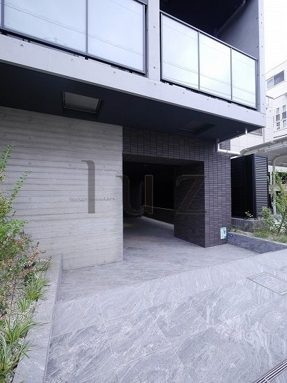 ショウケンレジデンス横浜戸部のエントランス