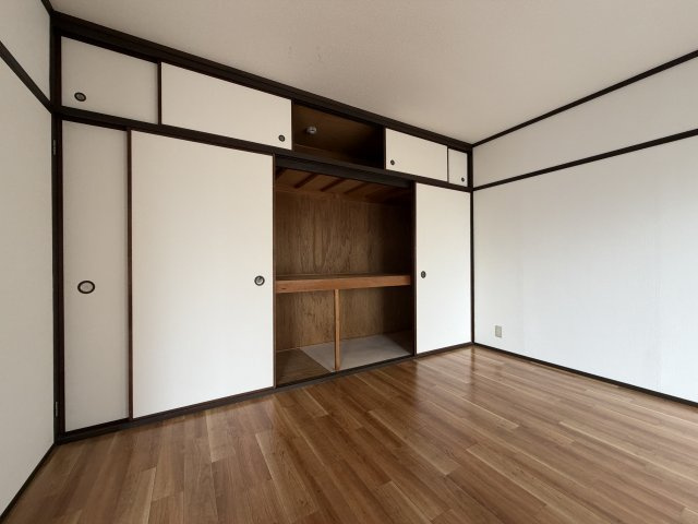 パールハイツの収納