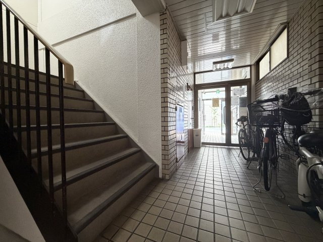 パールハイツのエントランス