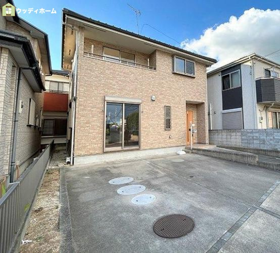 越谷市南荻島　中古一戸建て