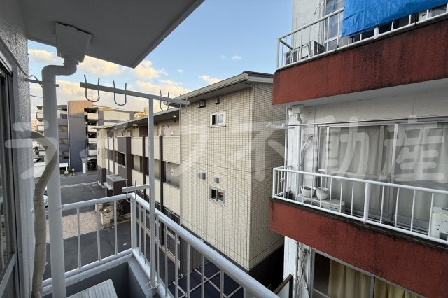 八戸ノ里マンションの外観|外観は落ち着いています