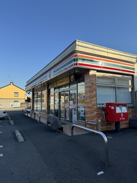 エル・キュートのその他|セブンイレブン横浜東本郷5丁目店