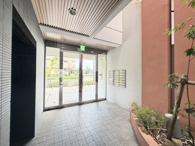 日和マンションのロビー