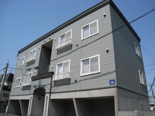 札幌市白石区南郷通２０丁目南のアパート