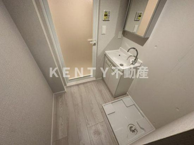 【洗面所】 | Plaisant武蔵小山 | スペースが確保できる洗面所です