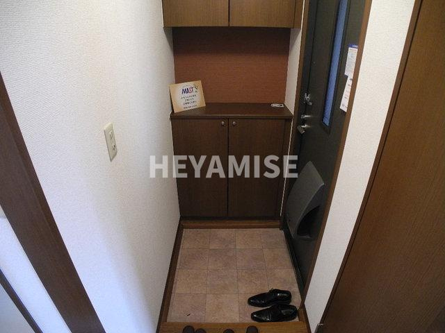 グリーンパレスの玄関|※同間取り反転タイプ、現況優先※