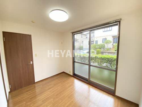 グリーンパレスⅠの洋室
