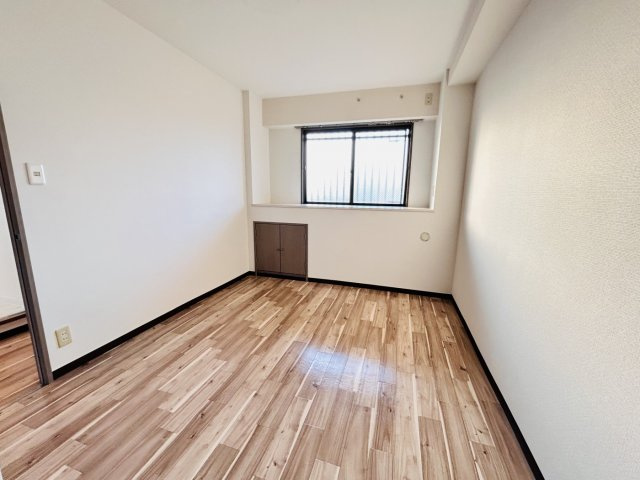 【寝室】ヒルズ上甲子園 
