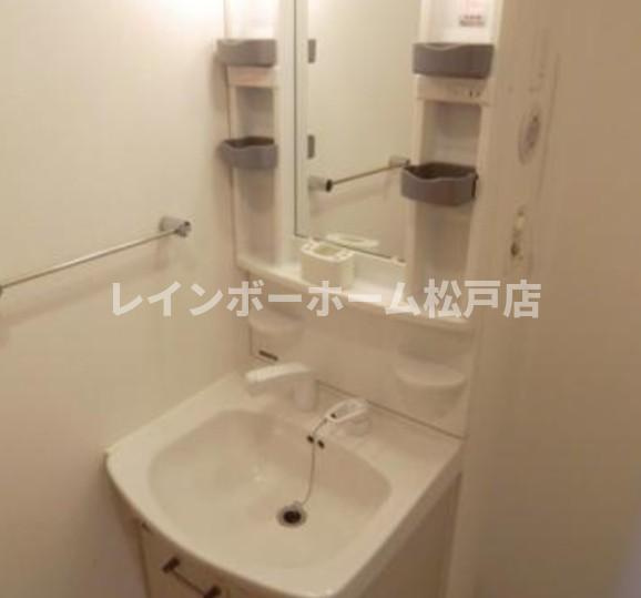 葛飾区東金町４丁目の賃貸マンションの独立洗面台