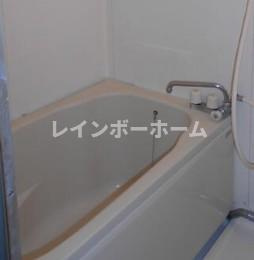 ロアジール中村の浴室|日々の疲れを癒すお風呂付です