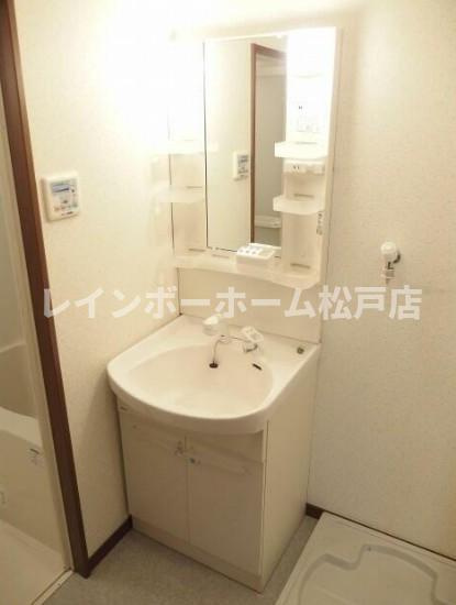 【仲介手数料：50％OFF】対象物件！の独立洗面台