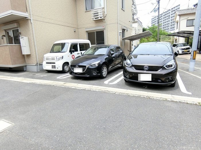 【駐車場】ファイブスタ牛田