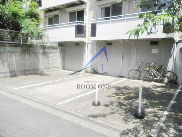 フェリース旗の台の駐車場|駐車場です。