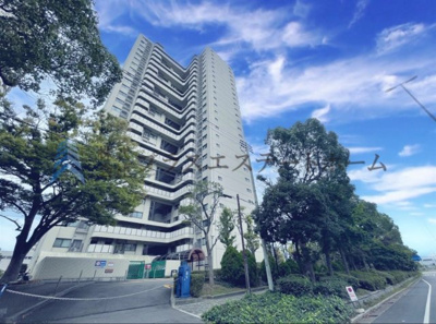 【外観】 | ポートピアプラザB棟 | 856戸の多くの居住者が日々の生活を送るための機能的な空間を提供しています♪