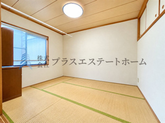 【和室】 | 長田区長尾町2丁目戸建 | リビング横の和室♪様々な使い方ができます♪