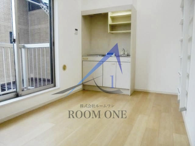 アートヒルズ北新宿の居間・リビング|洋室のお部屋です。