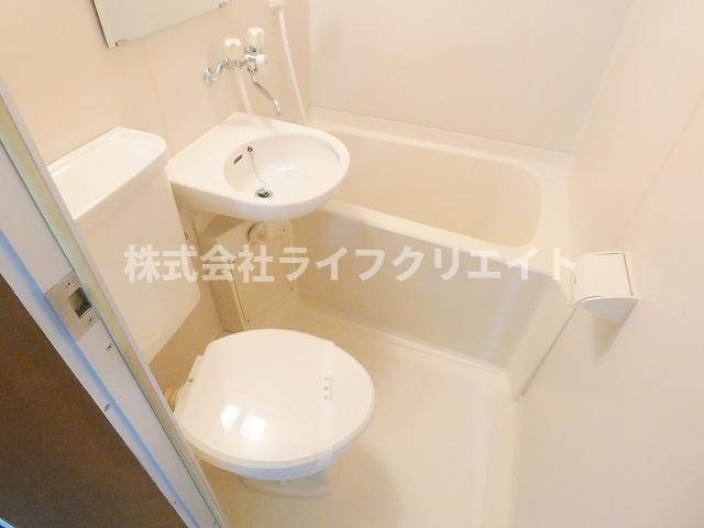 植村ビルの浴室