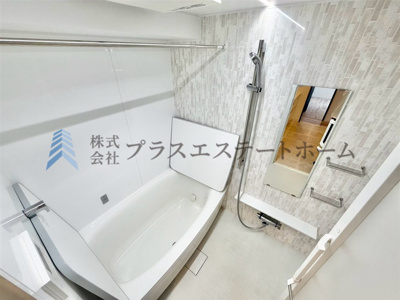 【浴室】 | シーアイマンション須磨エクシード | 白基調で清潔感のある浴室♪