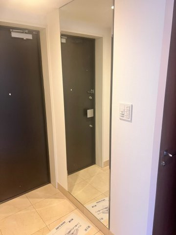 要町コートスクエアの玄関