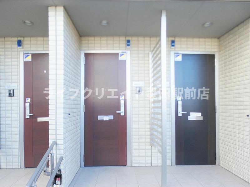 フォンテーヌ聖蹟Ⅱの玄関